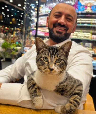 Merhamet, insana yakışan en sessiz asalet… #hafızmustafaefe