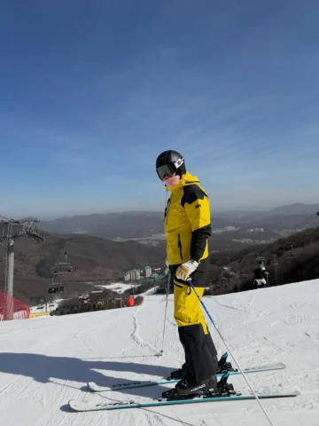 이번 시즌 마지막 스키일 듯.  It might be my last ski of this season. 

Happy Valentine’s Da