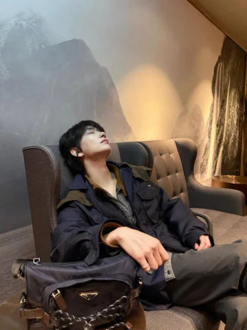 Lounging 🛋️