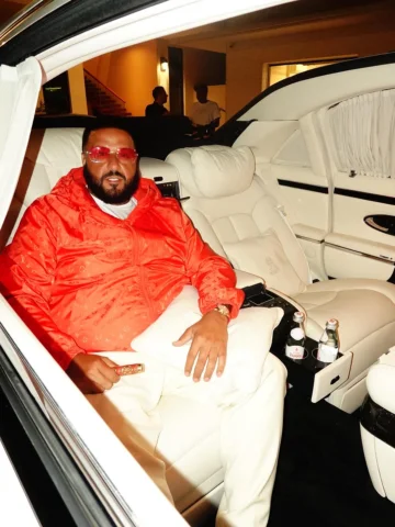 I peeped you frontin’, I was in the Landaulet
Sunk in the seat, tinted with heat