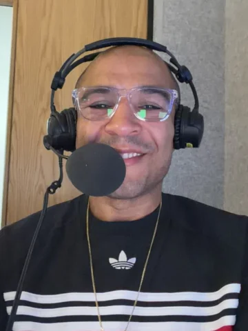 Tive o prazer de comentar, ao lado do @ivanbrunonarra , a luta Fury x Makhmudov 