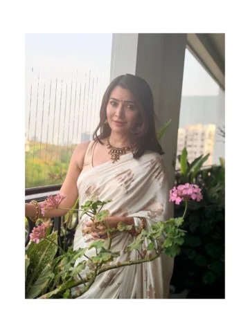 🤍✨🧿

#radhikapandit #nimmaRP