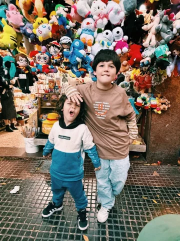 Hoy asadito en lo del abuelo y barrio chino de pasada 🐉 se fue otro domingazo ✨