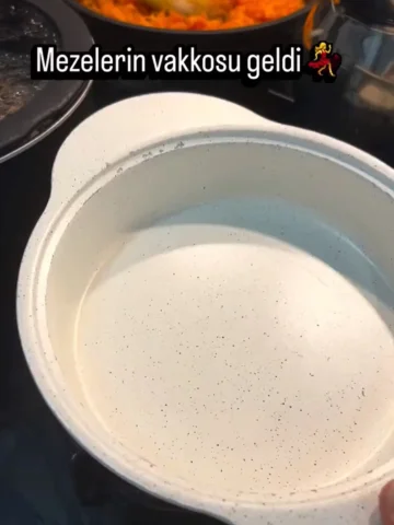Elinize sağlık👏

@iremlesiz 
・・・
Yaptığınız gibi bitecek söz veriyorum 😋

Malz