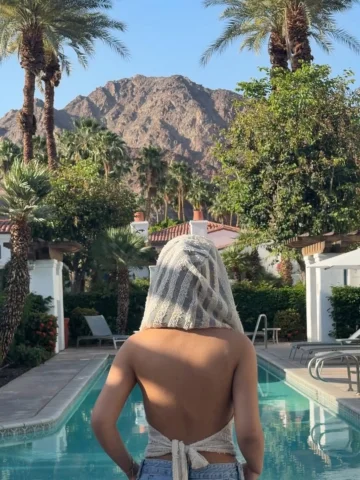 After the road trip to my pretty villa 🏝️
📸 @greatgretaaa