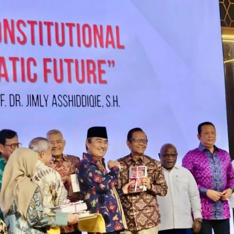 Selamat Ultah ke 70 untuk salah seorang sahabat terbaik saya, Prof. Dr. Jimly As