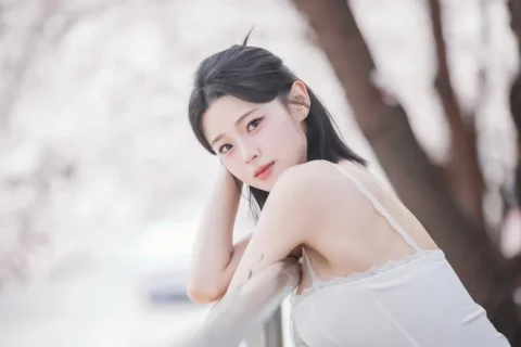 내년에 보자🌸