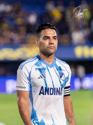 Hemos regresado. @millosfcoficial

Vamos todos juntos... Vamos Millonarios!

📸 