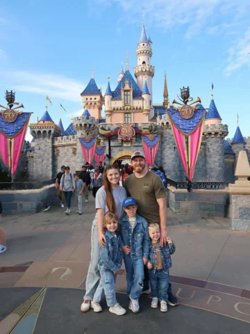 Twenty years ago I walked into Disneyland for the first time as a kid… and now I