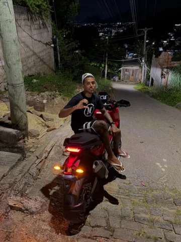 Se o futuro é incerto, nós pilota o presente 💭🎭💫🥷