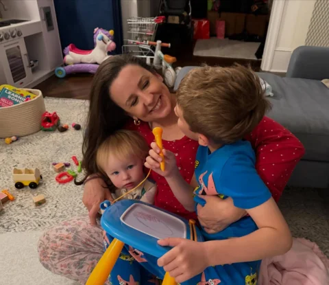 Messy house, happy heart ❤️ I love when they both sit in my lap! 🥹

#mom #mama 