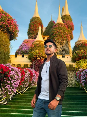 At World's Largest Flower Garden 😲🌺
-
Dubai Miracle Garden ( Key Highlights )
