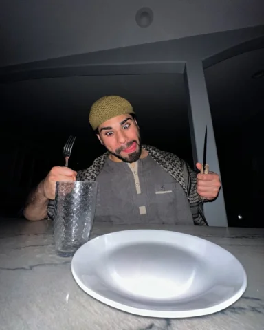 Cutting this Ramadan’s gonna be fast (haha get it cuz in Ramadan we fast)