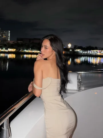 🌘✨

@socialbureauph