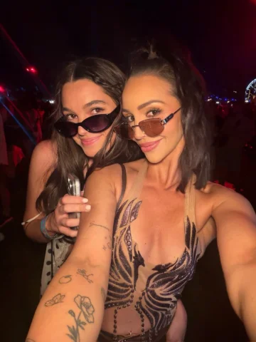 The quote of Coachella “glasses on, Ally!” 🤪🌵😎