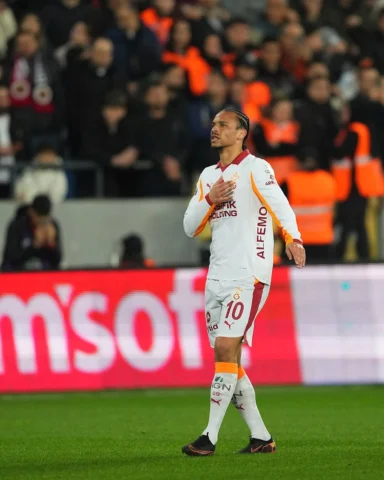 Three important points on the road! @galatasaray #Hedef2026