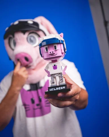 I’m excited to officially announce Bldblz!

Buildable collectible figures of you