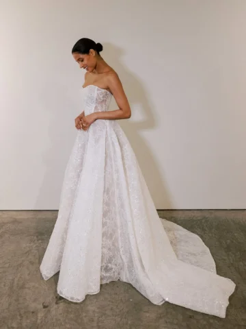 2026 Love by Pnina Tornai Style 15302 lights up the room with radiant shimmering