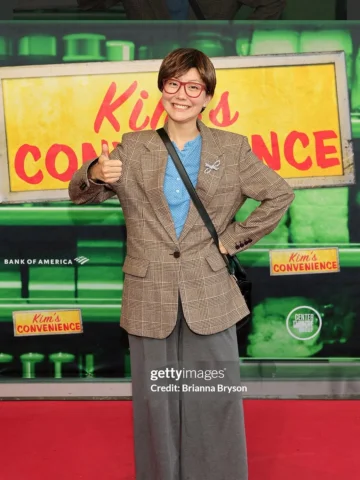 Last night was the opening night of @kimsconplay , so of course Kmom had to show