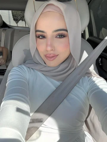 2025 , 365 يوم ستر وراحة ورضا وحب وسعاده ♥️
الحمدلله