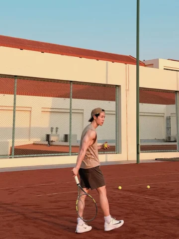 tennis on mars 🎾🧡 ツ