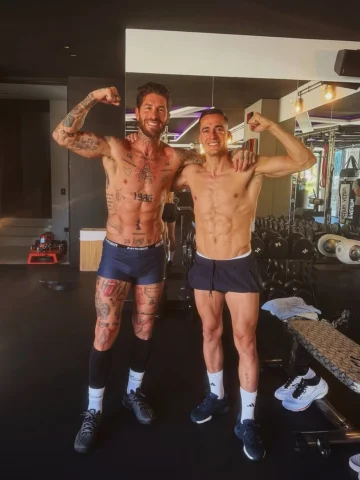 Forjados en el trabajo 💪❤️ @sergioramos