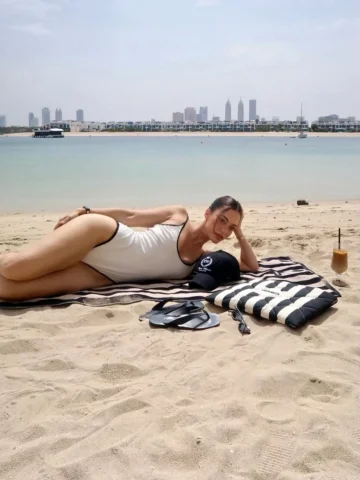 The Karen Wazen Beach Club 🏝️ ♾️ @bykarenwazen 
 
📍@bebabeldubai 
🥥 Open till