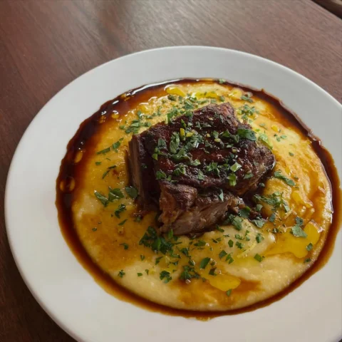 Looks like meat’s back on the menu, boys! Lovely lamb leg from @hgwalter marinat