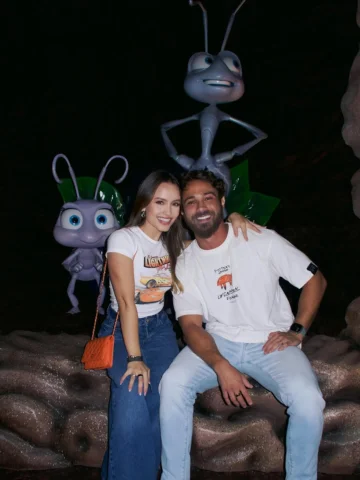 Nossos personagens favoritos num só lugar ❤️ Imersão @mundopixarbr 🔦