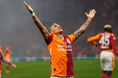 💛❤️