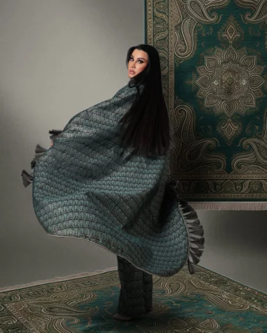 حينما تكون الاناقة مستوحاة من جذور لاتموت (البروكار الشامي)
: 
Fashion designer؛