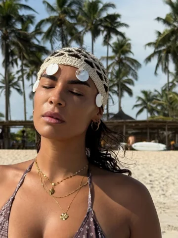 Sun kissed and unbothered ….!
Quand la nouvelle collection @helloglowery de chez