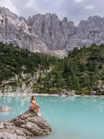 Can’t stop dreaming about summer in the Dolomites 🥹

📍Italian Alps 🇮🇹 

.
.

