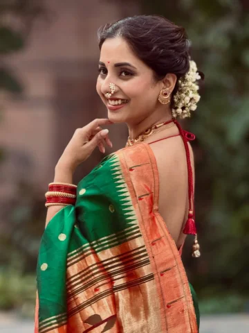 गुढी पाडवा आणि मराठी नववर्षाच्या हार्दिक शुभेच्छा 🧿 🌼 

पैठणी @kulswamini_pait