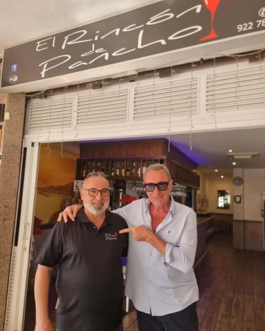 Menuda sorpresa agradable encontrar en Los Cristianos, sur de Tenerife, El Rinco