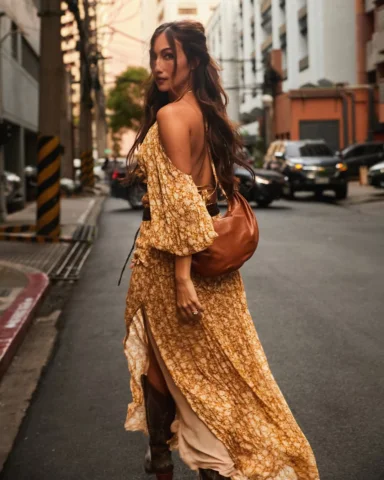 The Chloe Bracelet bag is a current must have with the many ways it can be carri