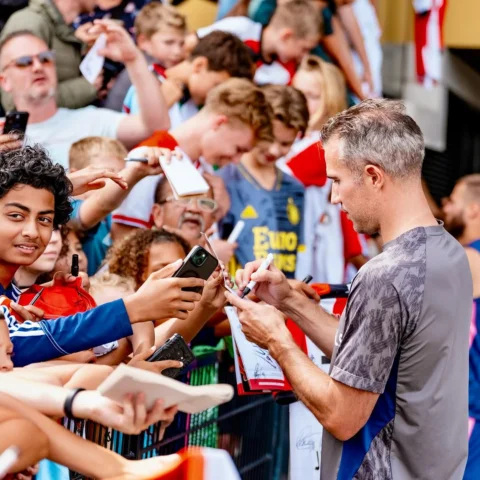 𝐆𝐫𝐞𝐚𝐭 𝐯𝐢𝐛𝐞𝐬 𝐭𝐨𝐝𝐚𝐲.
Fantastisch om zoveel supporters te zien 😁❤️ 