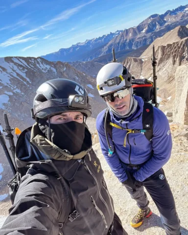11/11/23 Summitted Mount Russell via East Ridge with @calebgauge

Bagged a 14er.