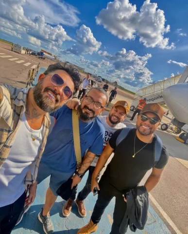 Um ótimo fim de semana pra vocês! ❤️

Bora que o show de hoje é no Paraguai, e v