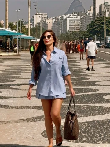Pausa dramática, caminhada reflexiva e energia de Helena (Laços de Família)
.
.
