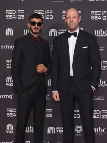 With @jasonstatham 🐺 ⭐️ 
.
#foryou #explore #jasonstatham #usa #canada