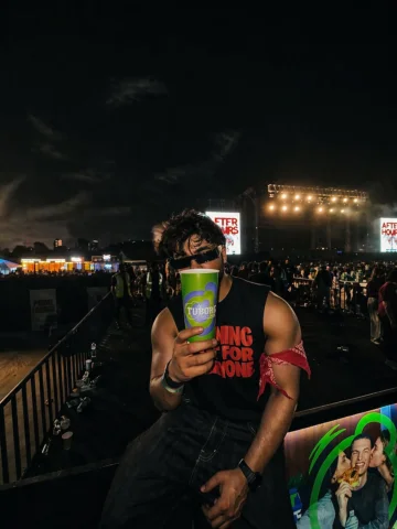 I am not a party person but @tuborg_india made me do it🔥 
and obviously @calvin