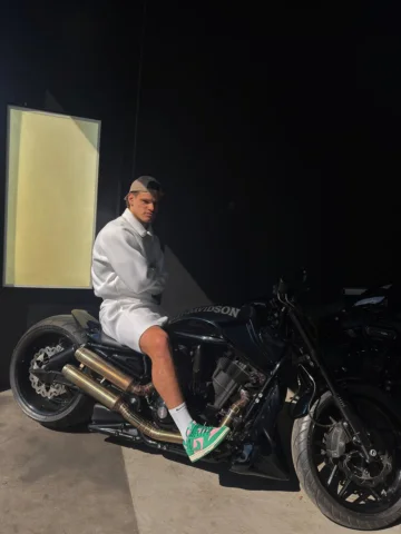 ☝🏻