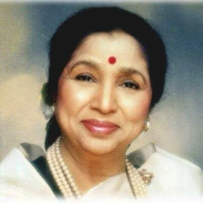 A voice that lives forever ❤️ 
Asha ji ❤️