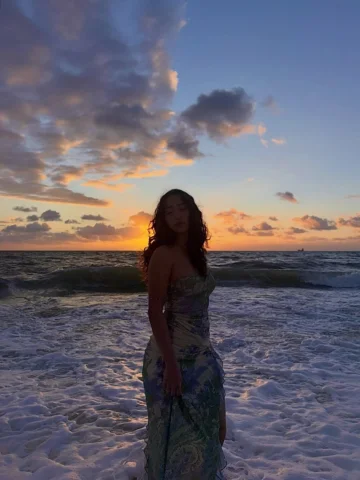 why am i lowkey my own sunrise beach pic inspo