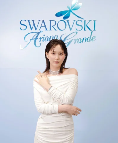 🦋🫧
Ariana Grande x Swarovski カプセルコレクションのパーティに行ってきました！

今回はガーデンがテーマなので
お花やトンボのモ