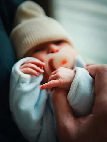 A new chapter 🐣 A few weeks ago, a little sunshine came into our arms and made 