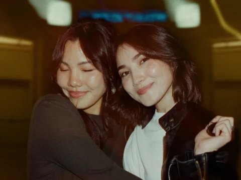 hbd to the coolest wisest funniest most whimsical 润润!! 🦢🧊🪷🪽🍵🩰🎀🪐love u a 