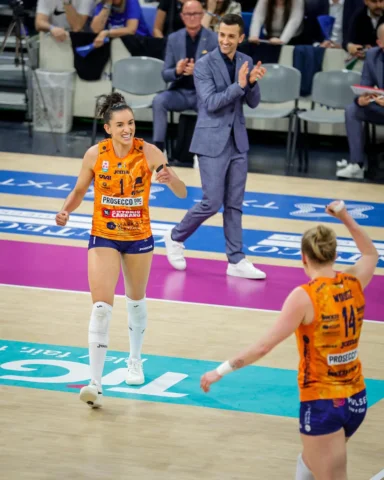 Gara 2 🧡✨

📸: @luca_del_prete / @filippo.rubin