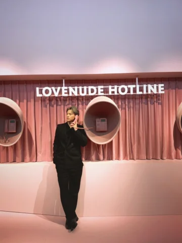 YSL LOVENUDE HOTELにチェックインしてきました！
秘密のホテルのコンセプトにした期間限定ポップアップの
空間を皆さんもぜひ楽しんでね💄

#y